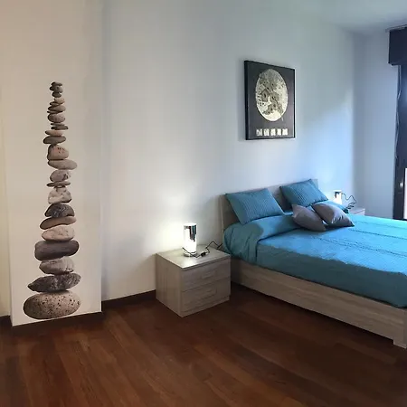 Sara House