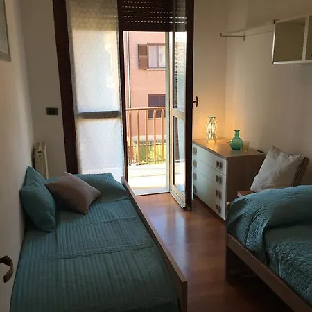 Sara House Apartman *